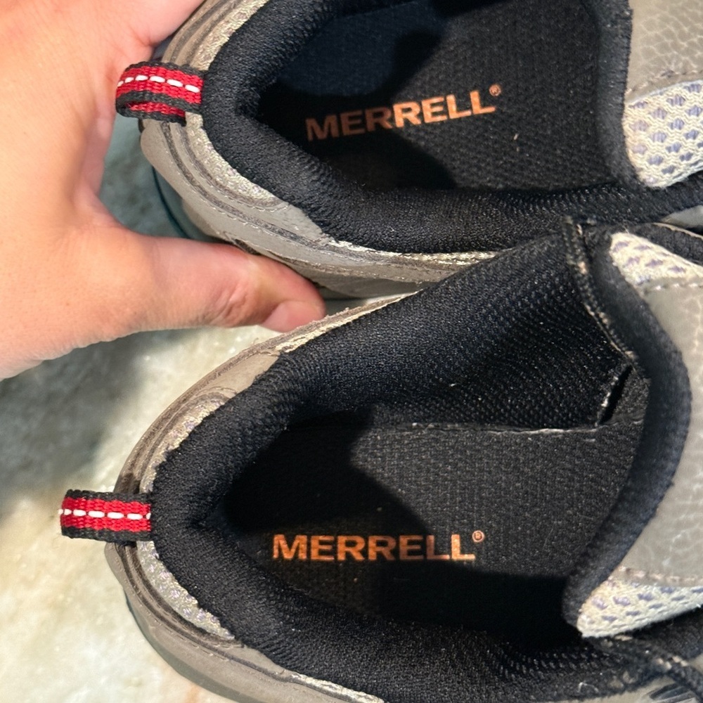 Kids MERRELL Moab hiking shoes- Size 6.5 - Picture 10 of 11